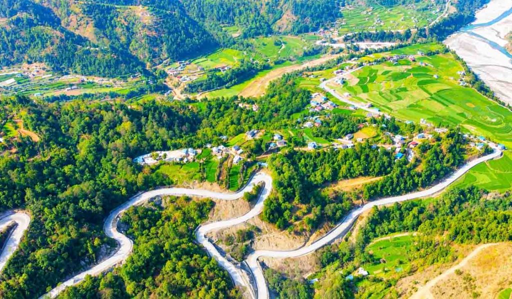 मध्यपहाडी राजमार्गको उद्गम खण्ड कालोपत्र अनिश्चित